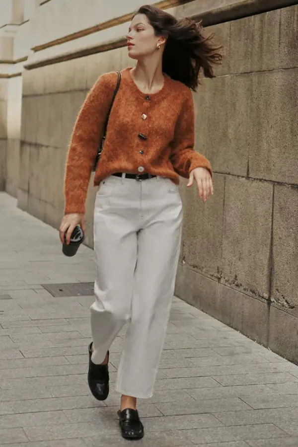 How to Style Petite Women