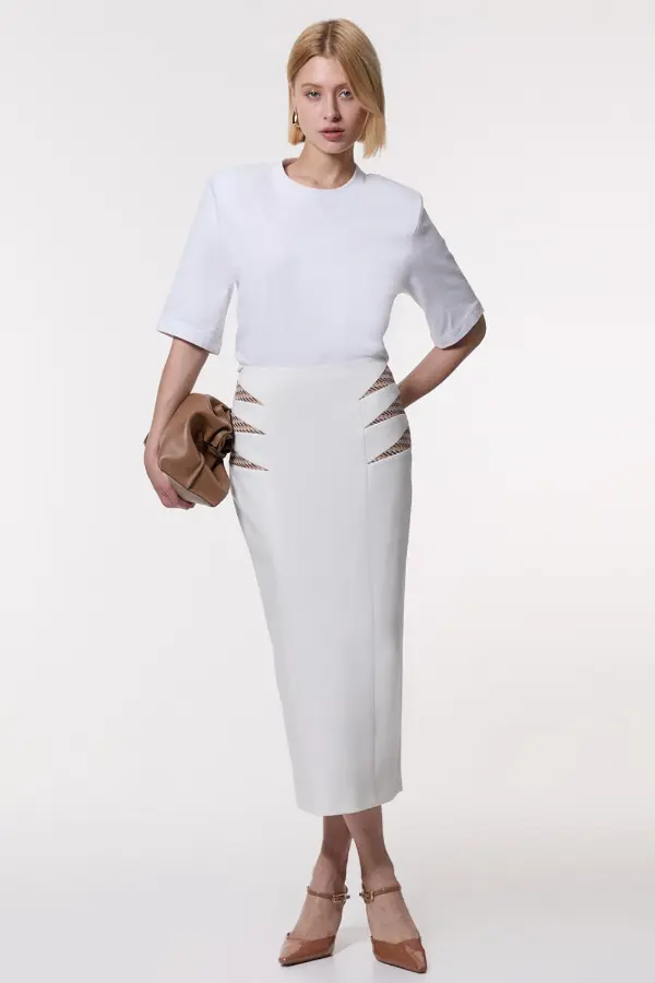 White Pencil Skirt Outfit