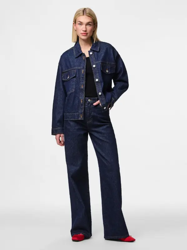 Dark Blue Denim Jacket Outfit