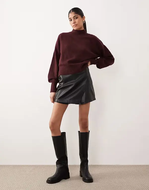 Black Mini Skirt With Sweater Outfit