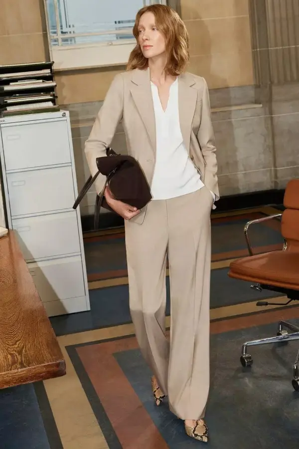 How to Dress Like a Boss Lady