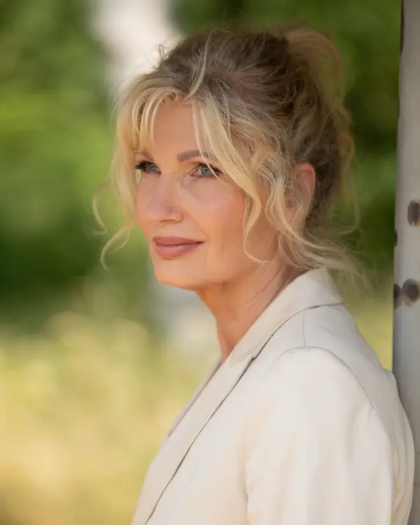 Medium Length Hairstyles For Women Over 60 Fine Hair