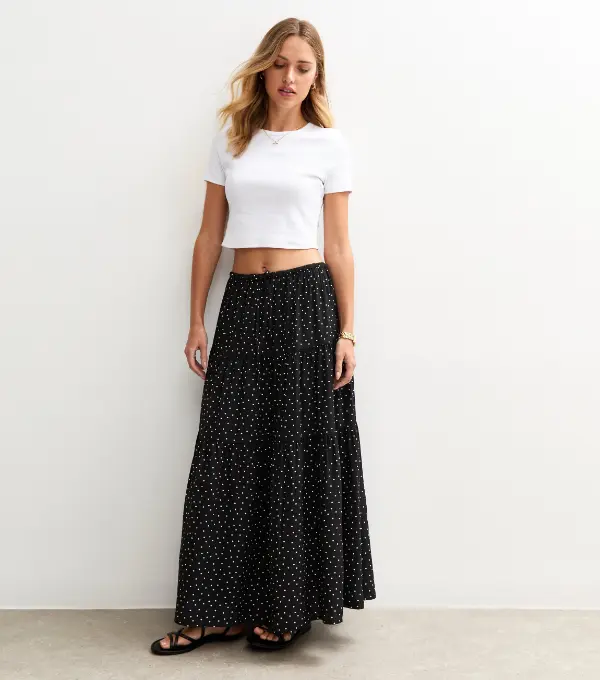 Black Polka Dot Skirt Outfit Ideas