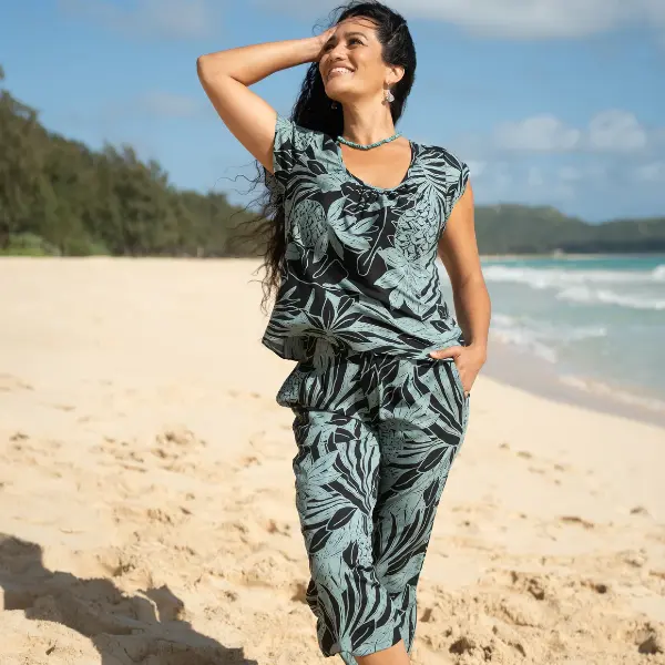 Hawaiian Outfit Ideas