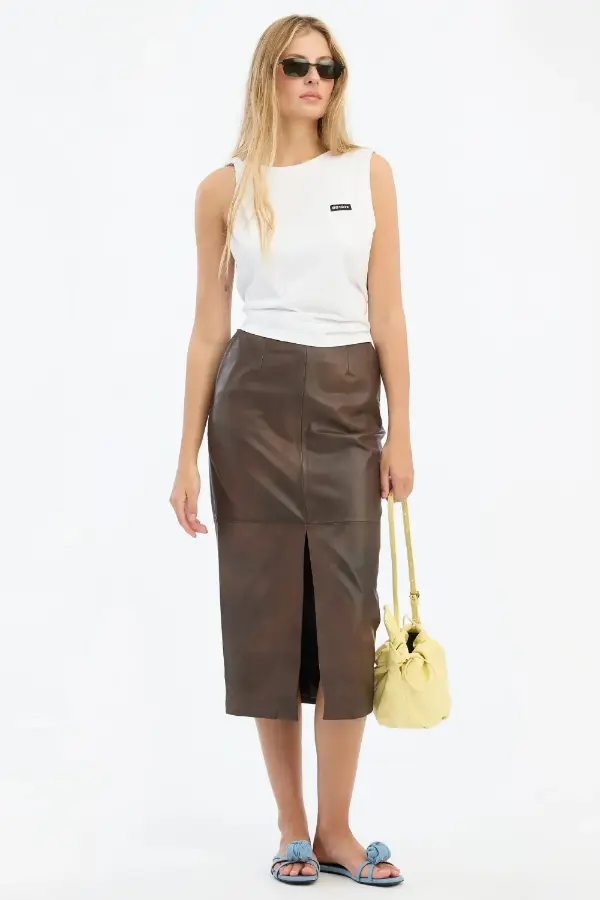 How To Style A Leather Skirt