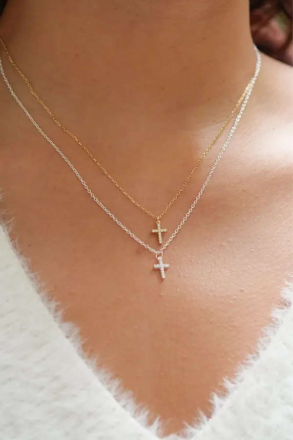 Silver And Gold Necklace Layering