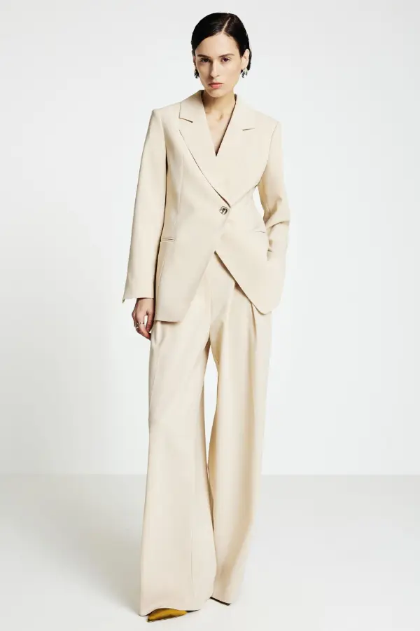 Formal Dress Code Women